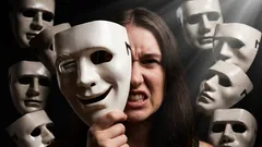Kako skinuti masku nekome: 7 tehnika koje otkrivaju tko je on zapravo